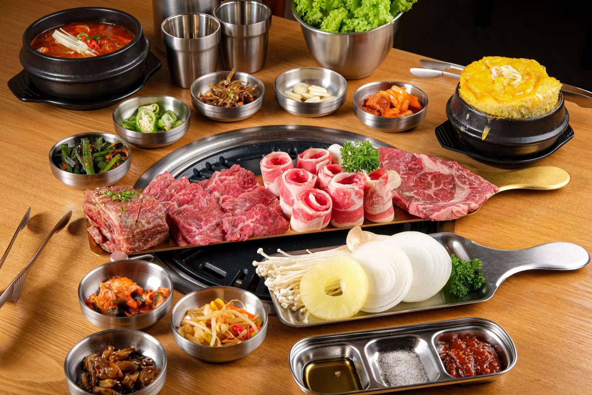 First Love - Korean Cuisine Beef Set