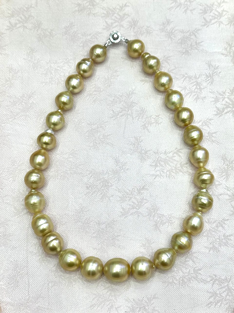 Natural Nanyang Baroque Pearl.jpg