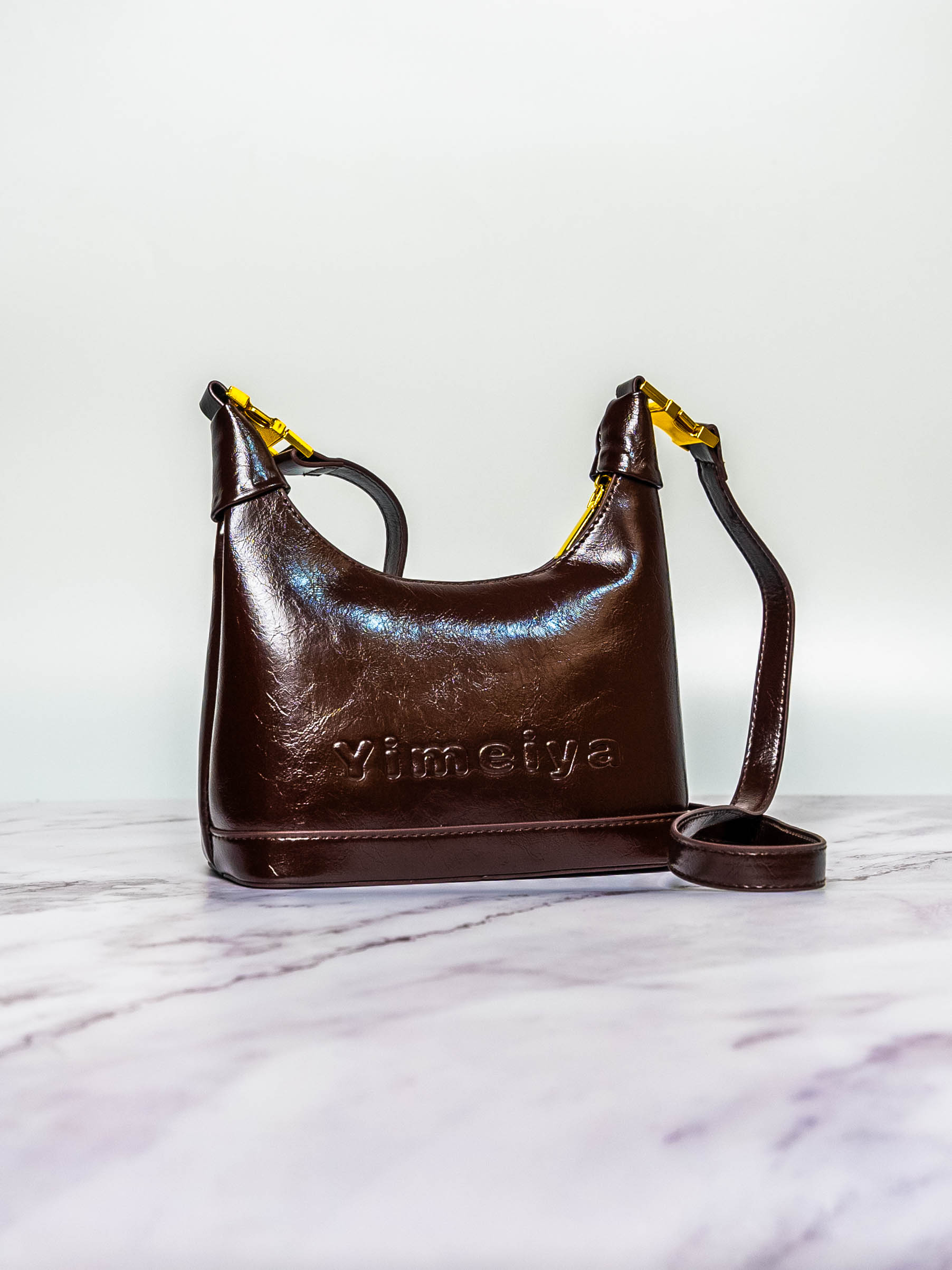 RICH | Ava Hobo