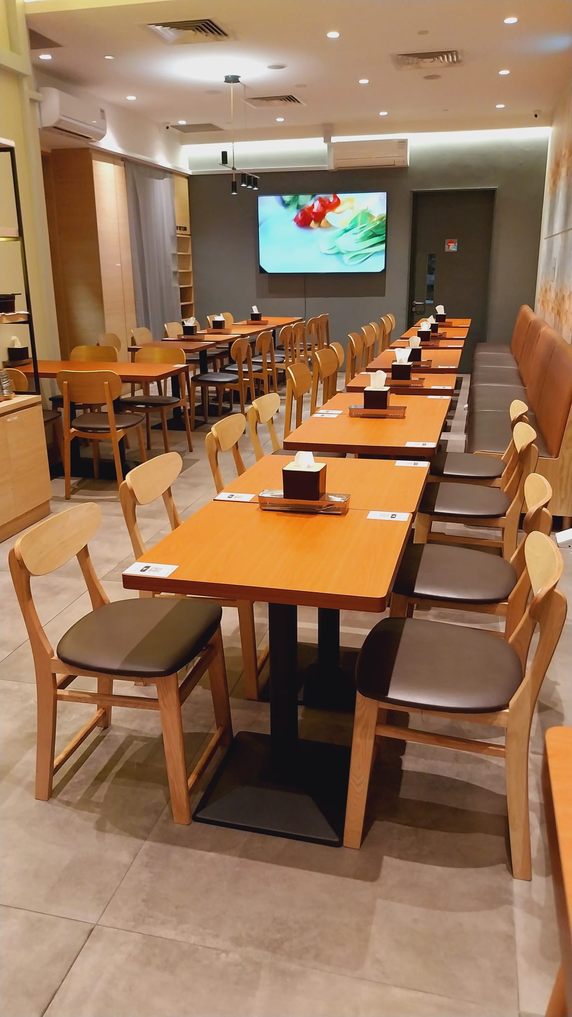 1725518879455255.jpeg MOA Networking Venue.jpeg